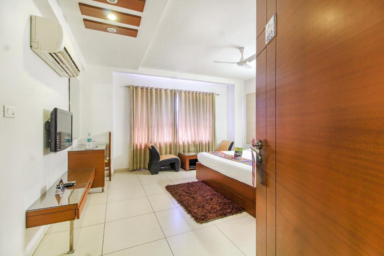 Fabhotel Hill View II Hitech City Hyderabad Exterior photo